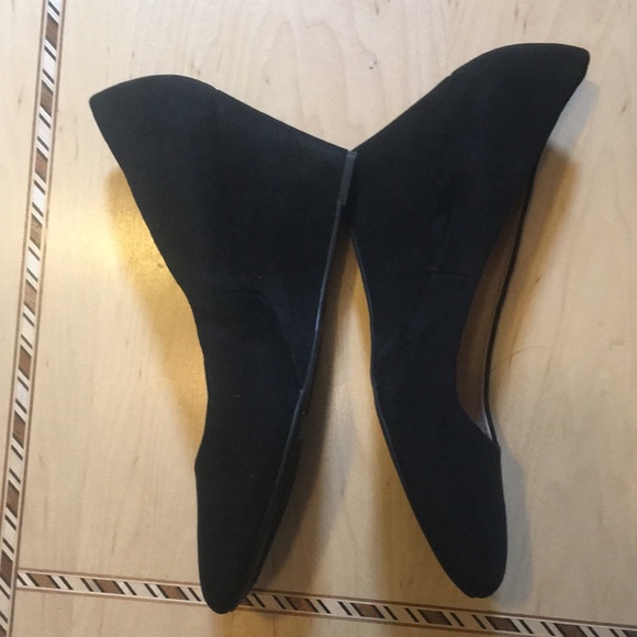 A New Day Faux Suede Wedges Size 10 - Picture 8 of 8